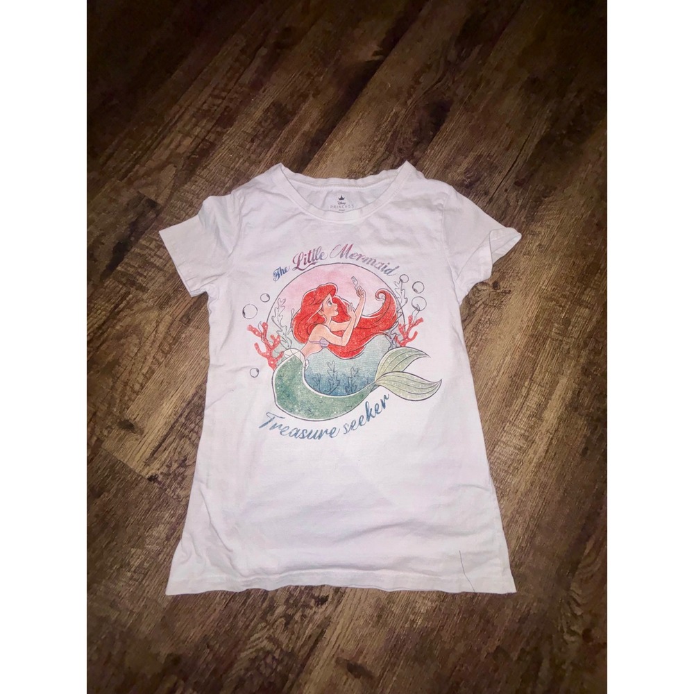 Disney Princess The Little Mermaid Ariel Treasure Seeker Graphic Tee White Med